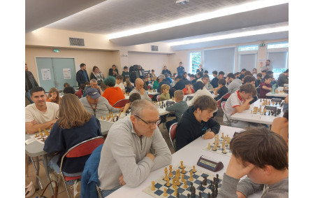 86 joueurs, un peu serrés mais bonne ambiance et performances